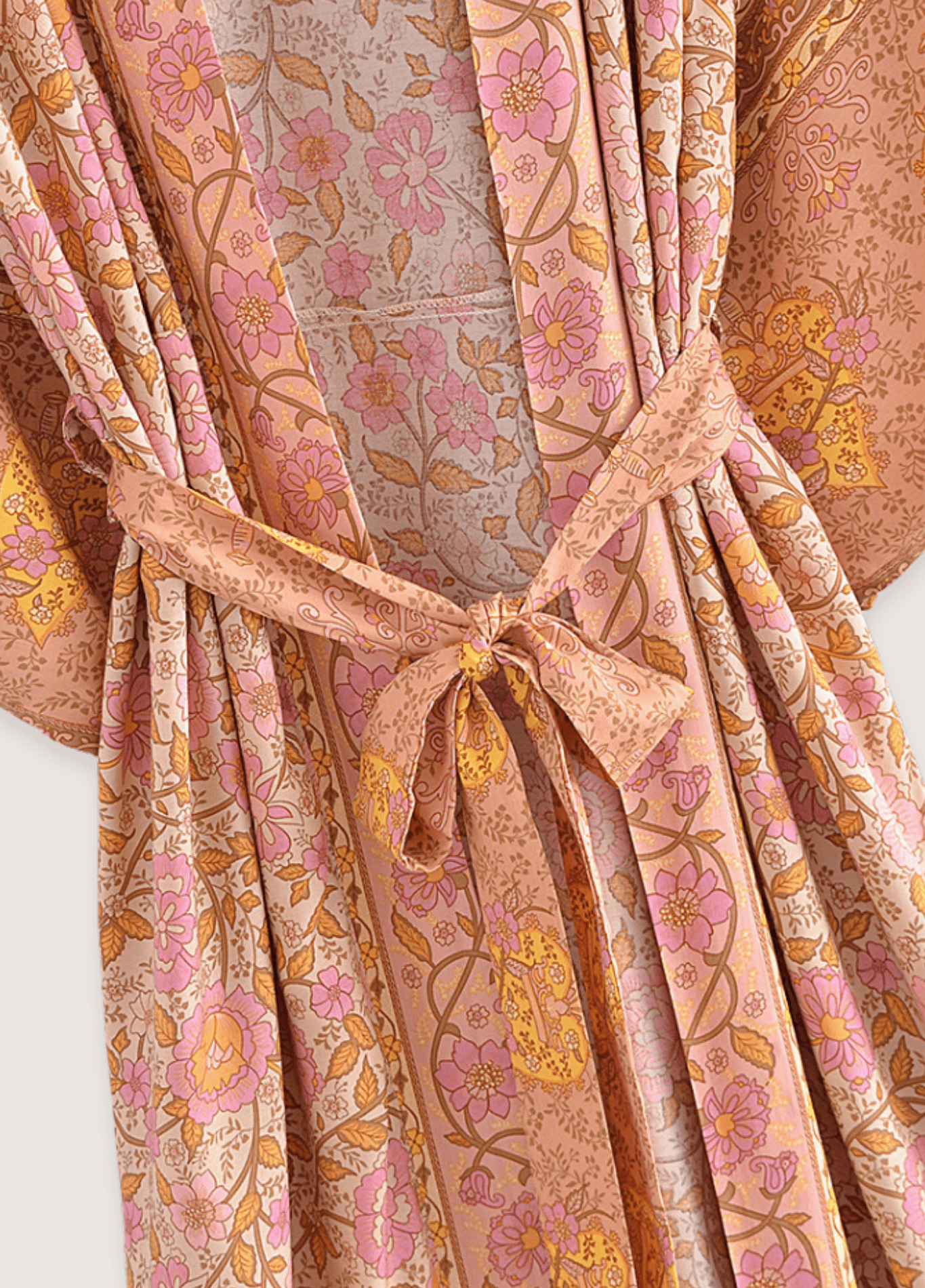 Kimono long rose saumon à motif fleuri