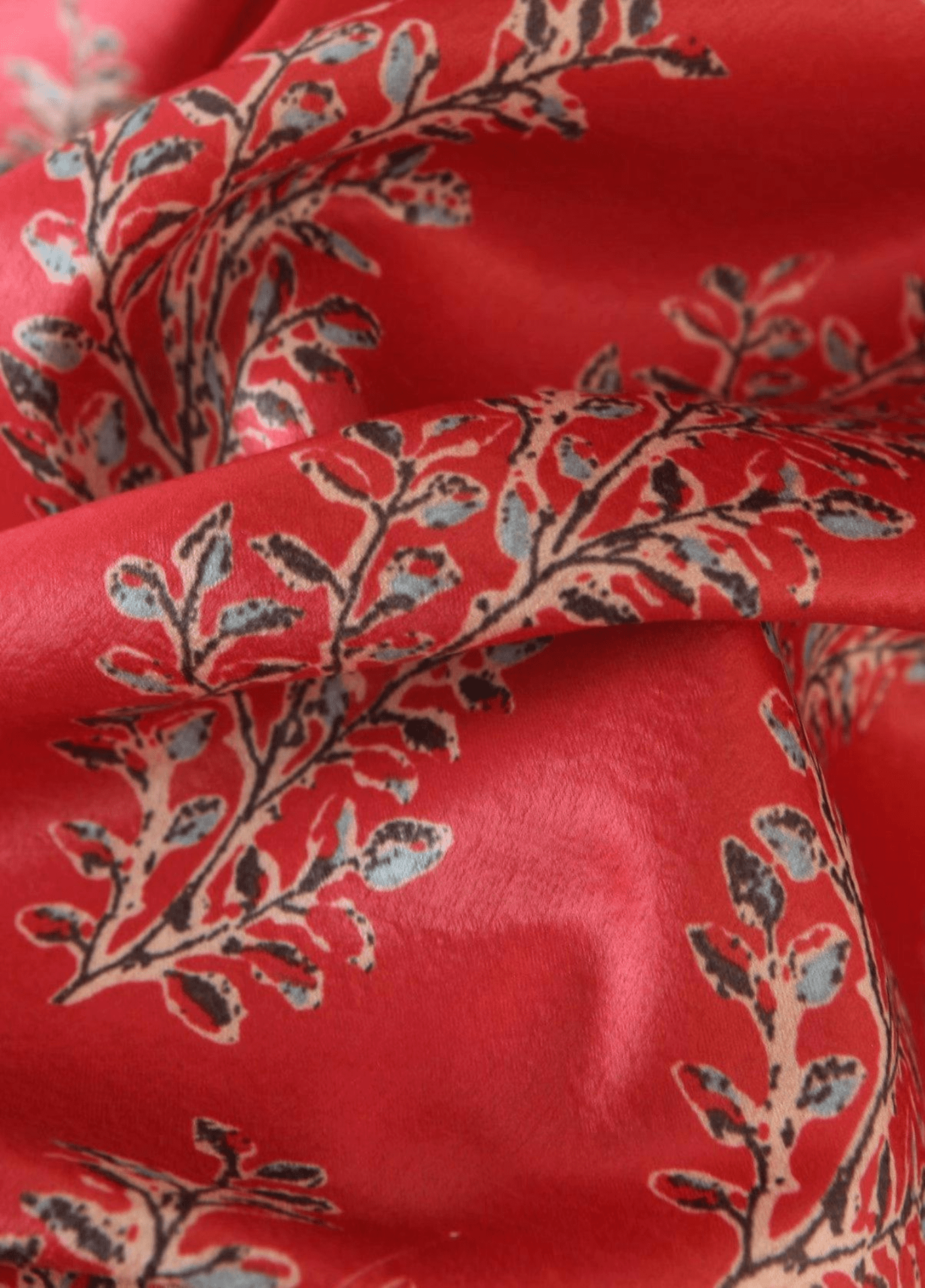 Kimono long rouge à motif fleuri